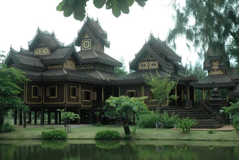 Photo Tour Ancient city of Bangkok palaces