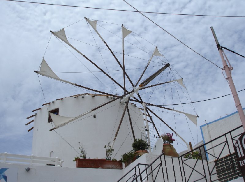 Romantic holiday in Santorini Greece Picture Sharing