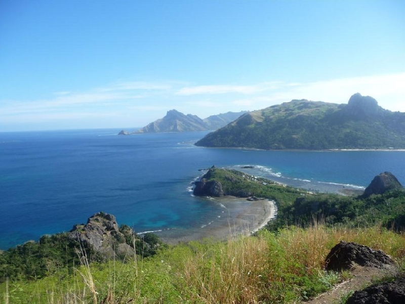 Fiji backpacker island hopping Mana Island Holiday Sharing
