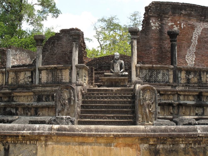 Ancient City Polonnaruwa Sri Lanka Tour Vacation Tips