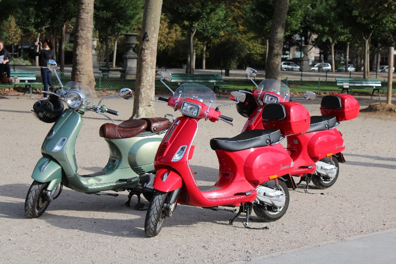 Photo Paris Scooter Tours 