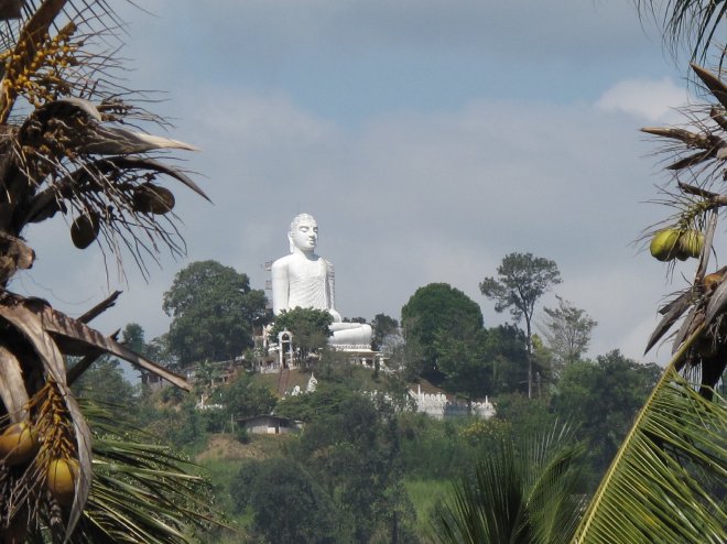 Kandy Sri Lanka Temple Tour Diary Tips