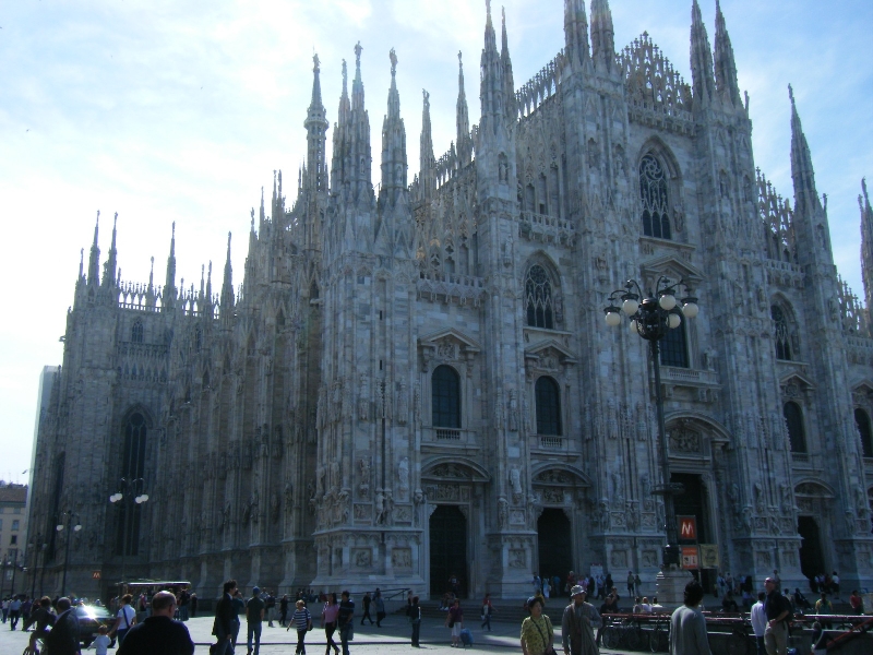   Milano Italy Holiday Tips