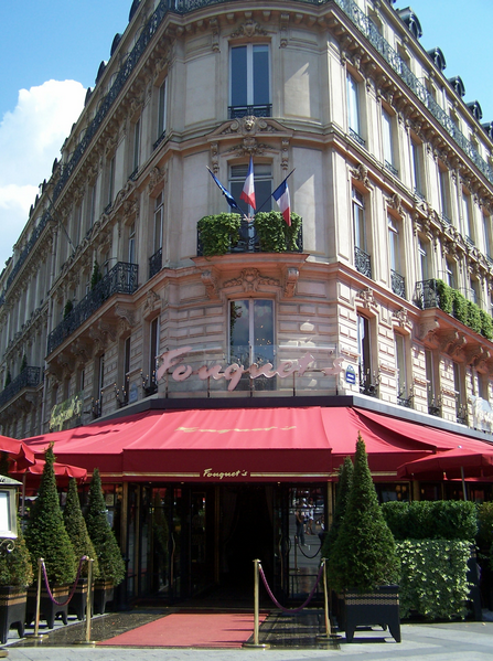 Champs-Elysées Paris France Blog Photo