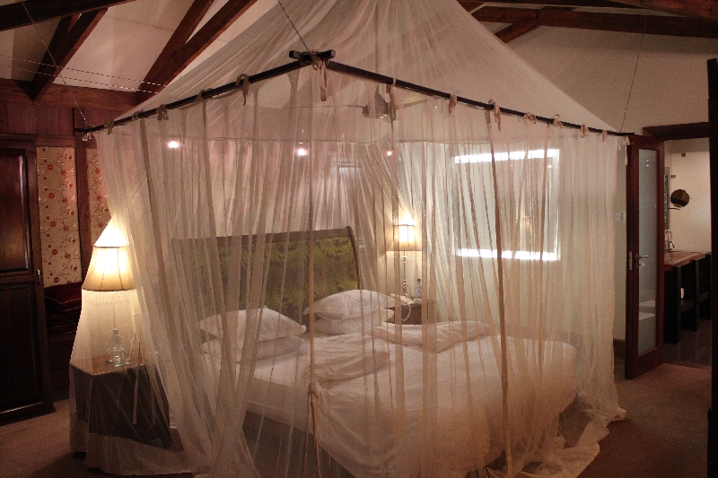 Honeymoon Bed, Arusha Tanzania