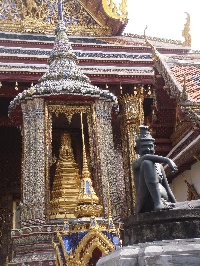 Amazing hand crafted temple detaills