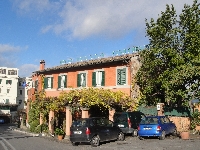 The entrance of Pagnanelli's in Castel Gandolfo