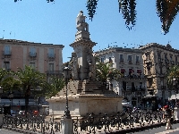 Statue of Vincenzo Bellini