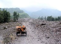 Merapi volcano pictures Indonesia Holiday Photos